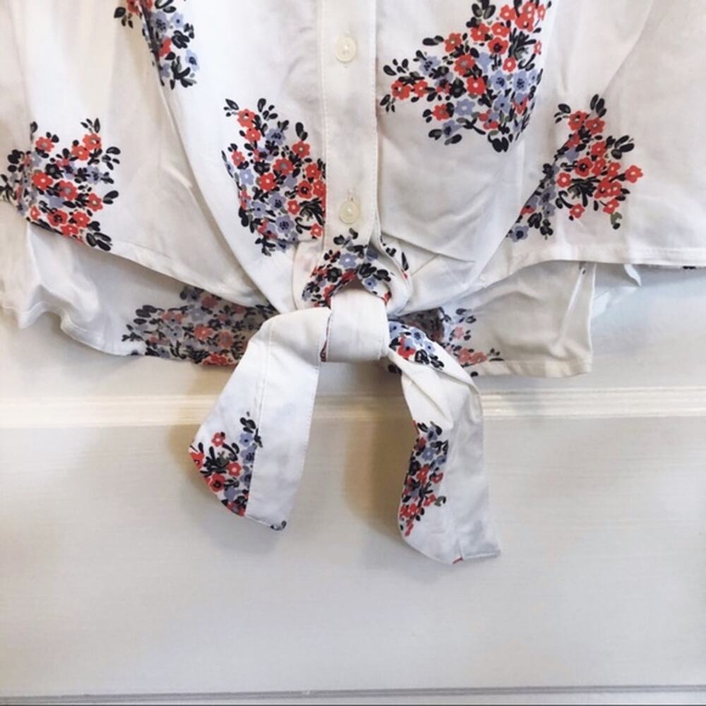 LOFT White Floral Knot Front Shirt - Picture 9 of 9